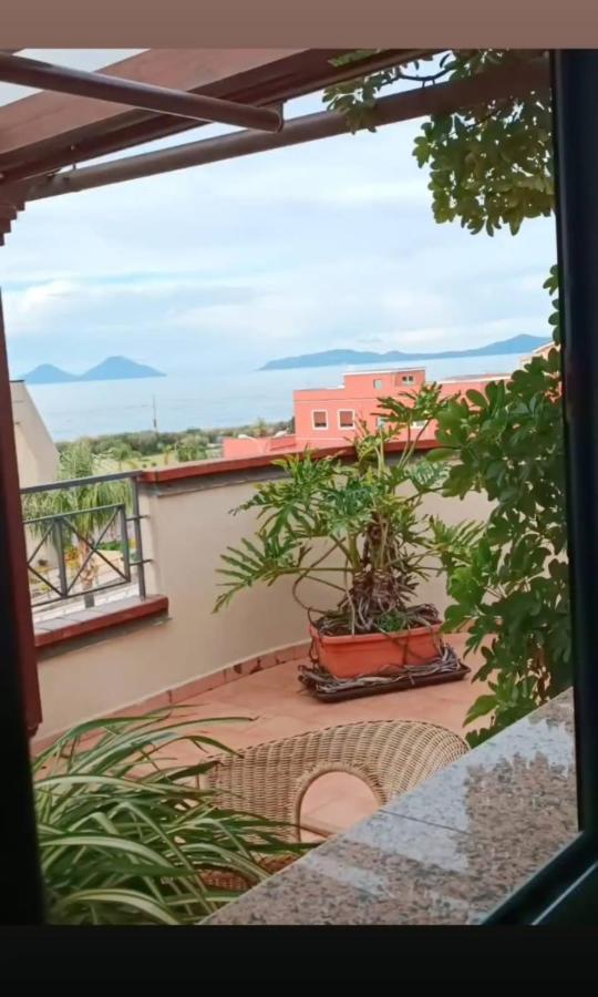 "Appartamento Del Mare Gliaca" Con Vista Isole Eolie,Ampia Terrazza,Wifi E Parcheggio Privato Gratuito 皮拉伊诺 外观 照片